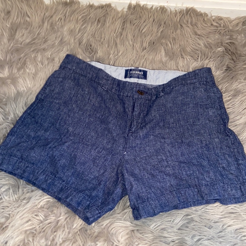 Old navy everyday short size 4